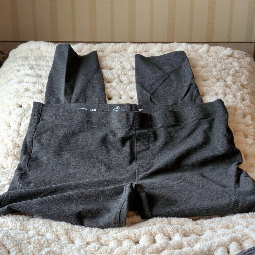 St. John's Bay Gray Leggings